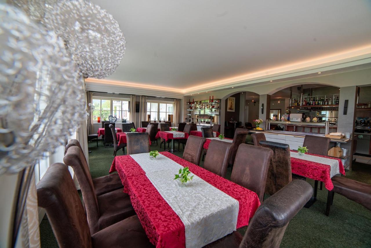 Hotel Drachenwand-Мондзее Экстерьер фото